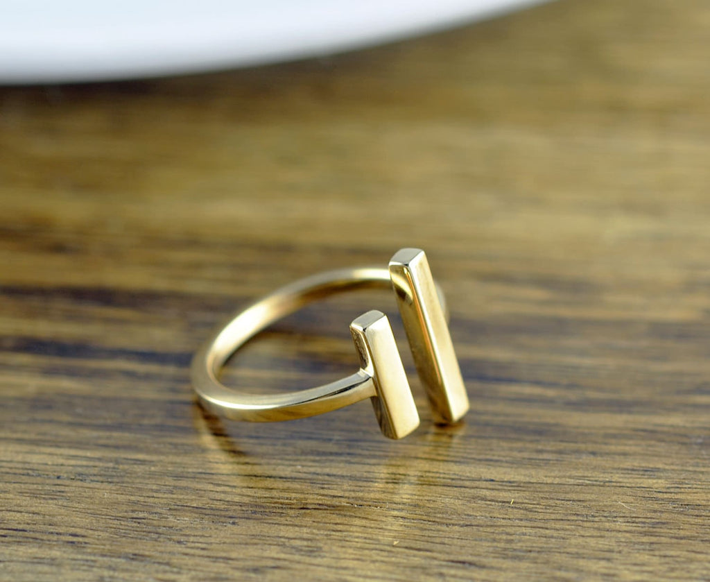 Gold Bar Ring.