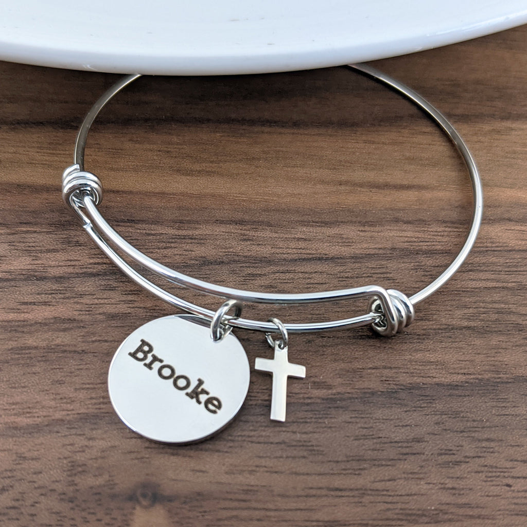 Personalized Cross Name Bracelet.