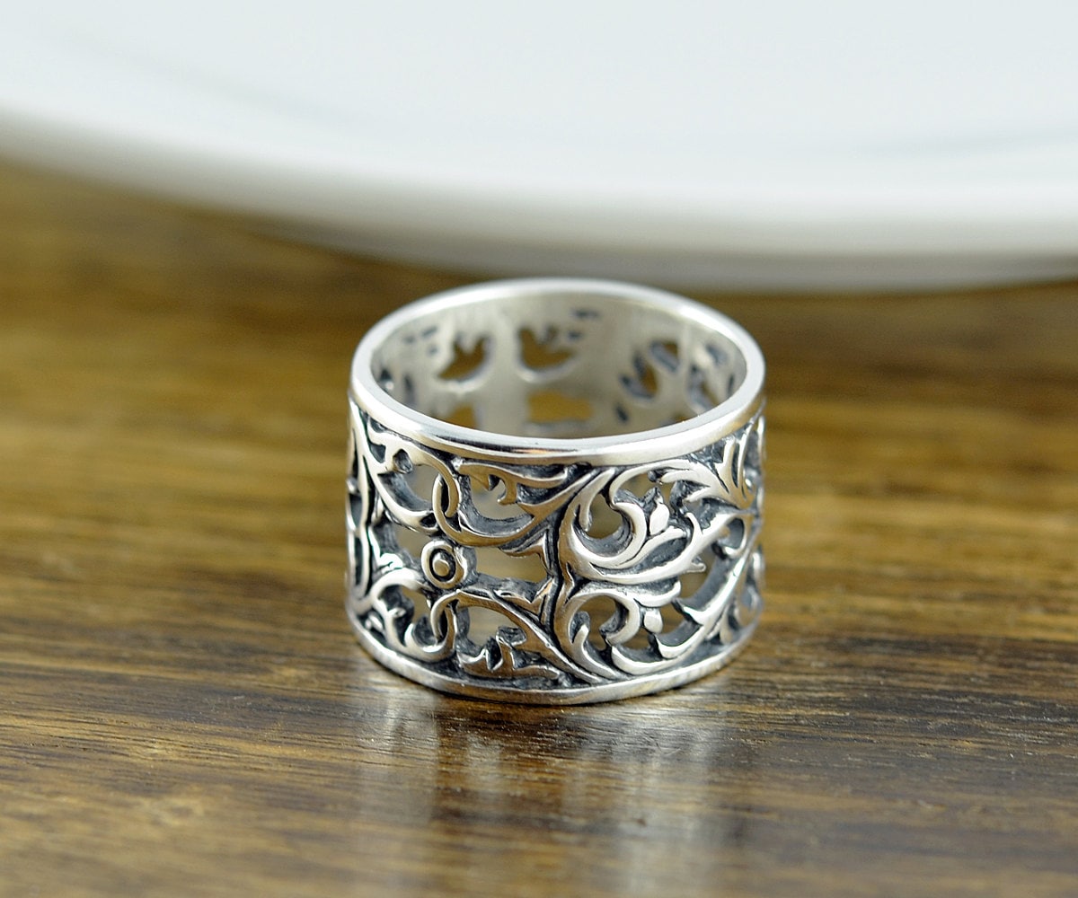 Sterling Silver Cigar Band Ring - engraved – Pretty Personal Gifts