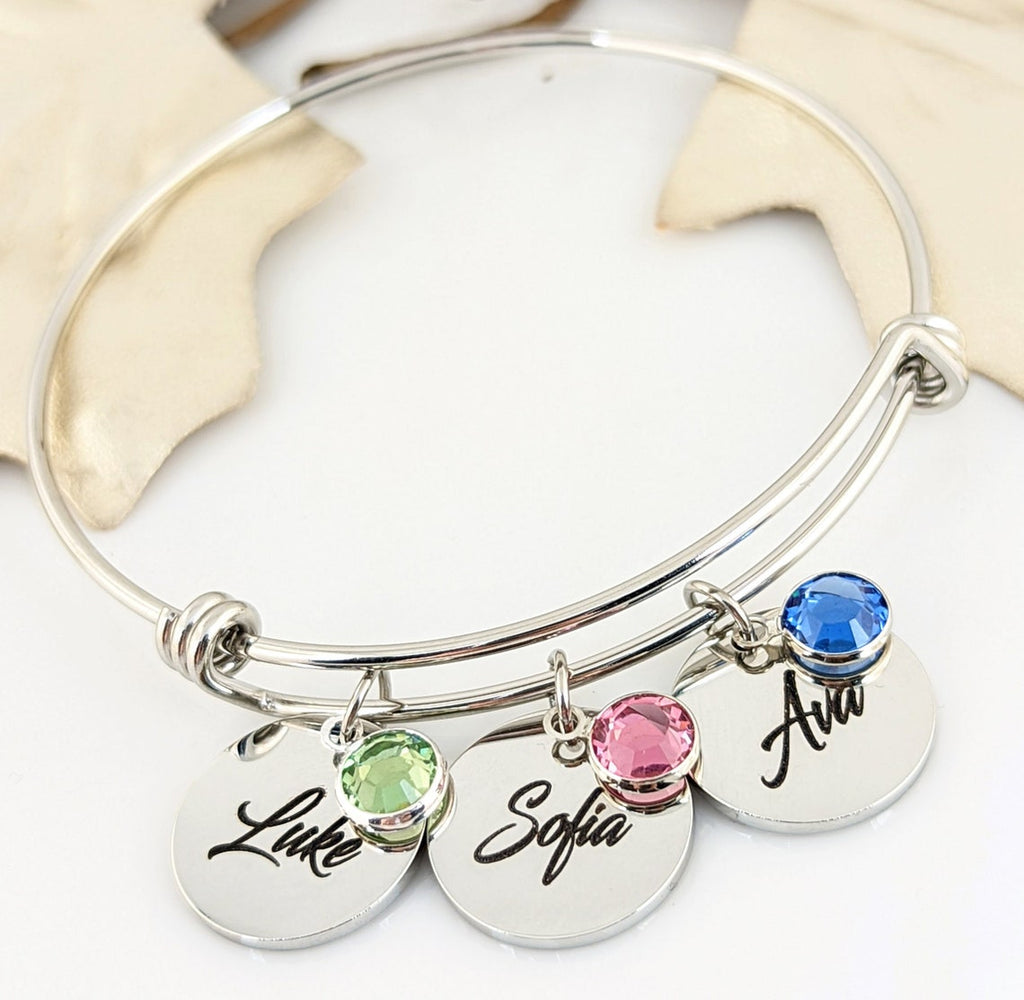 Family Bracelet with Names and Birthstones.