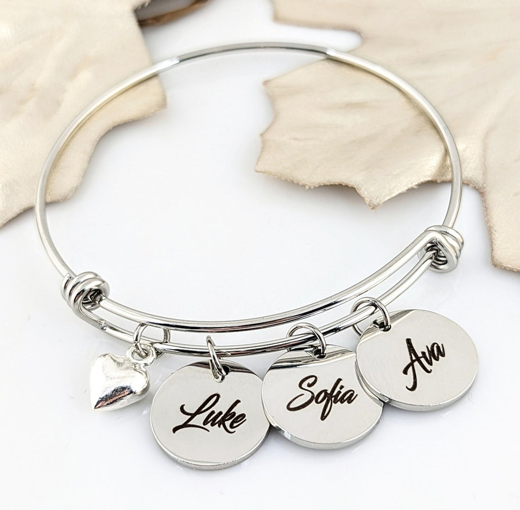 Engraved Mother Bracelet with Names.